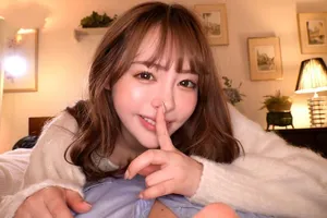 Một phụ nữ trẻ xinh đẹp đã quan hệ với 3P với hai người nước ngoài để xin thẻ xanh Hoa Kỳ và thậm chí còn bị địt hậu môn